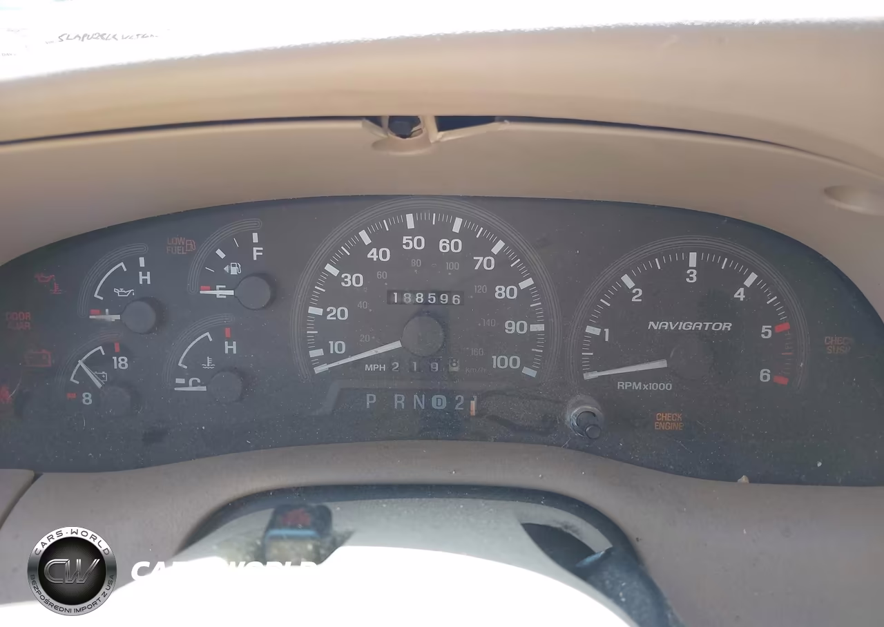 1998 Lincoln Navigator VIN:5LMPU28L8WLJ60043 - 7