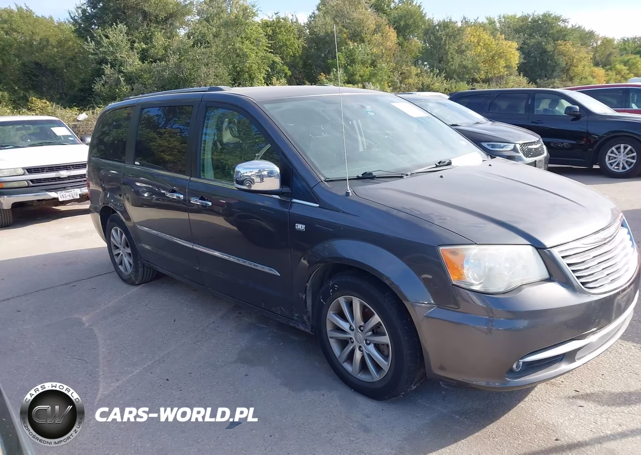 2014 Chrysler Town & Country Touring-L 30Th Anniversary – zdjęcie 1 z 16