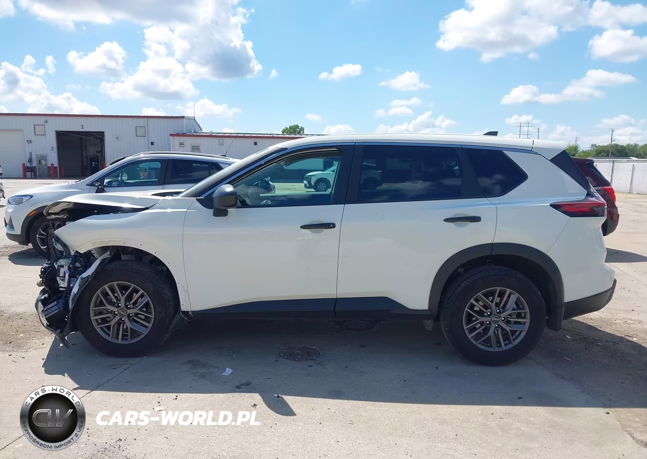 2026 Nissan Rogue S VIN:5N1BT3AA4TC672313 - 14