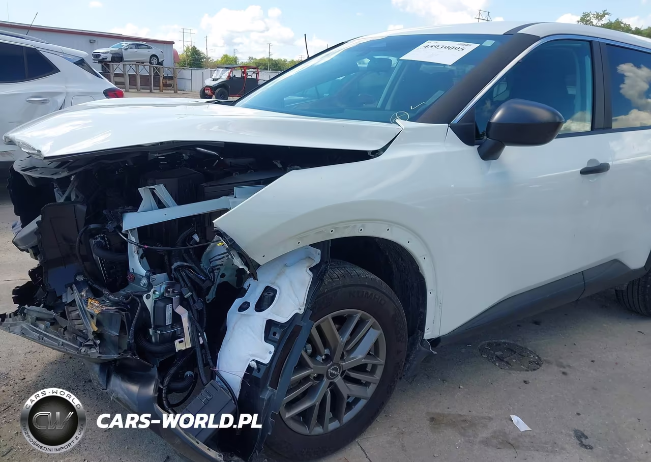 2026 Nissan Rogue S VIN:5N1BT3AA4TC672313 - 18