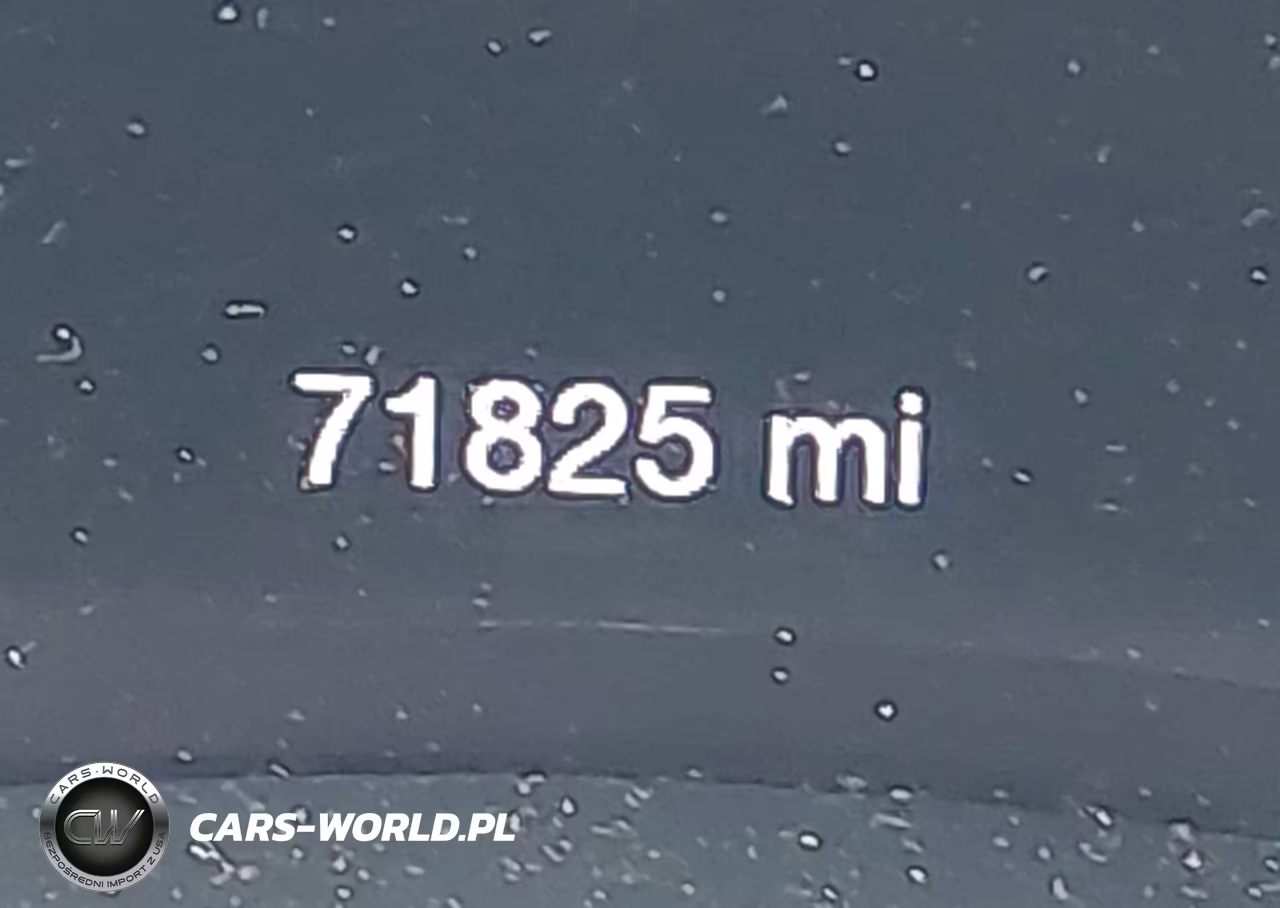 2018 Jeep Grand Cherokee Altitude 4X4 VIN:1C4RJFAG5JC234640 - 14