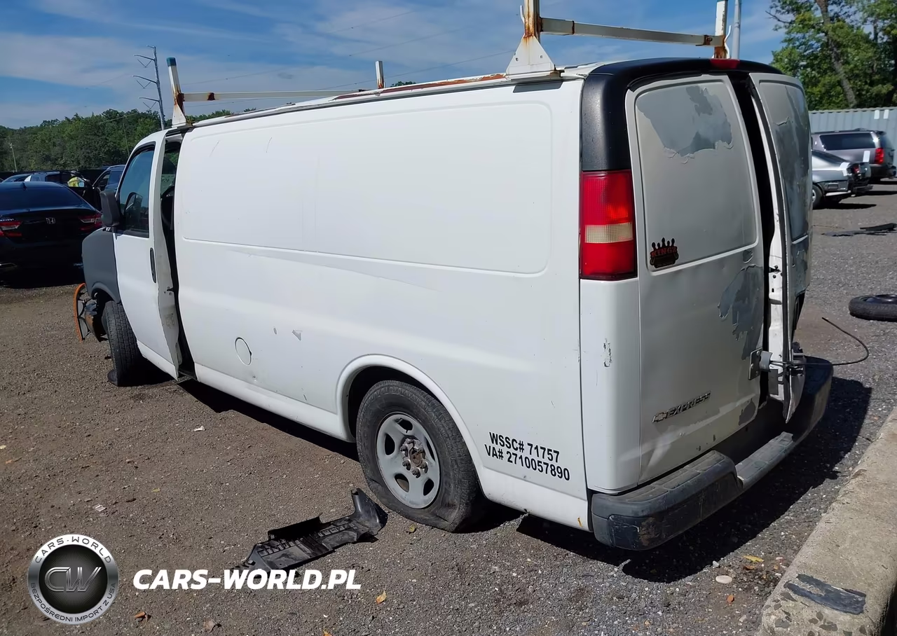 2005 Chevrolet Express VIN:1GCFG15X551261191 - 3