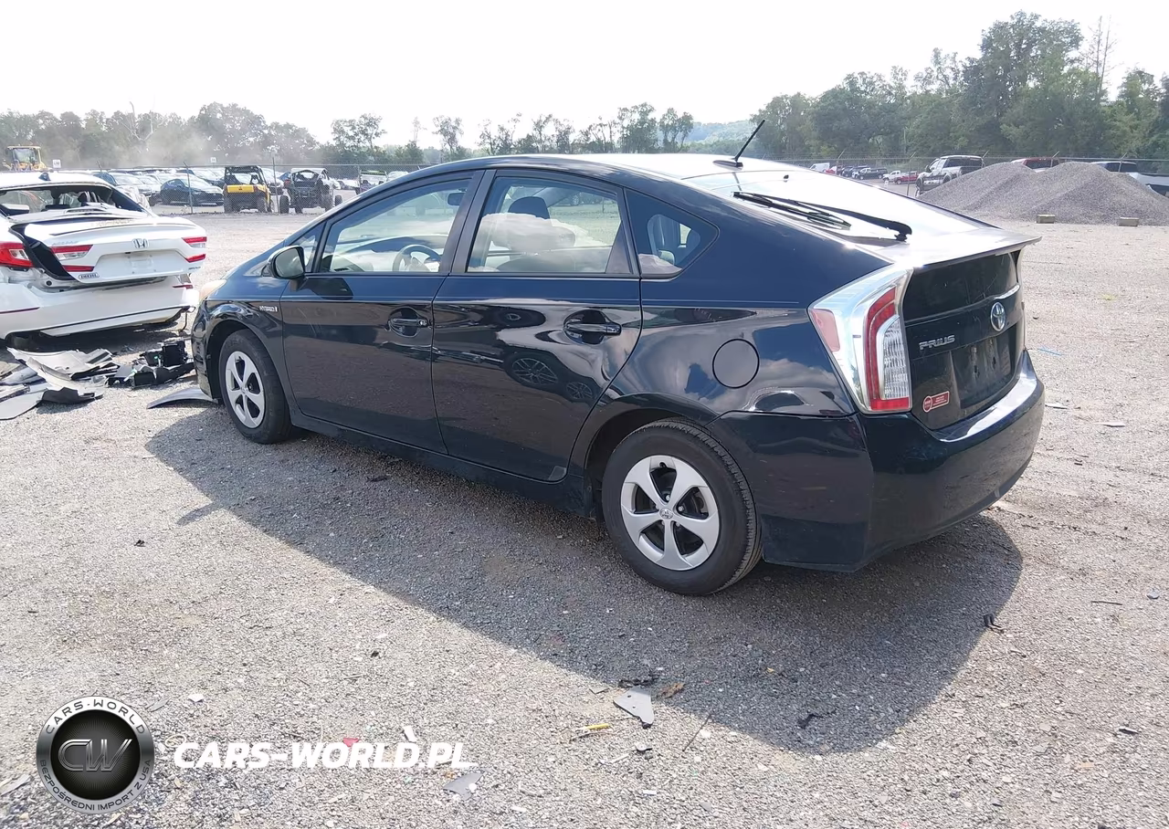 2012 Toyota Prius Three VIN:JTDKN3DU6C1526432 - 3