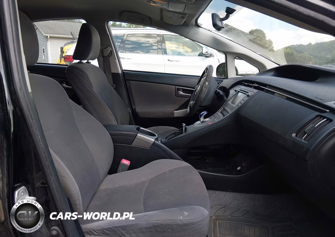 2012 Toyota Prius Three VIN:JTDKN3DU6C1526432 - 5