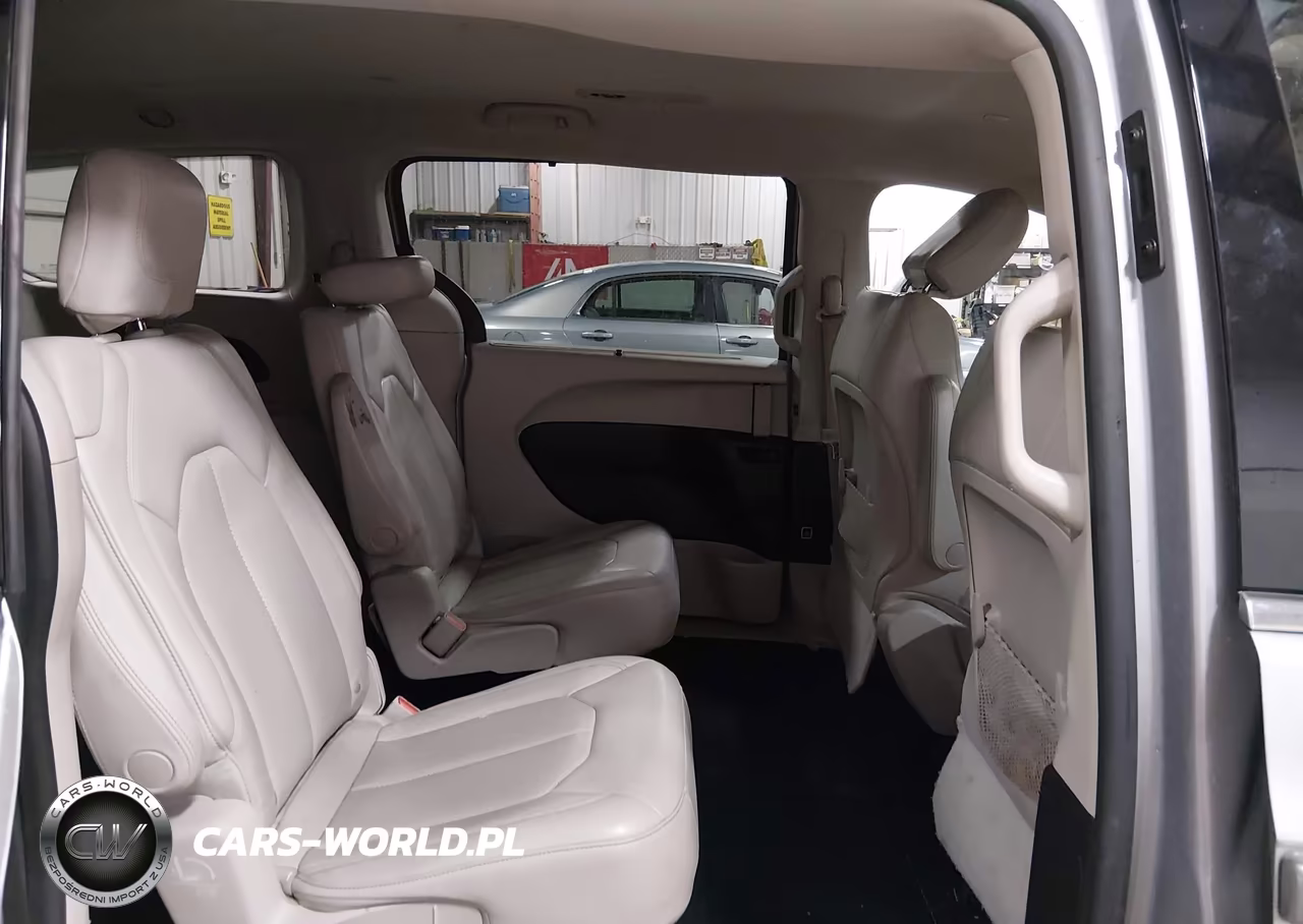 2021 Chrysler Voyager Lxi VIN:2C4RC1DG6MR515687 - 8