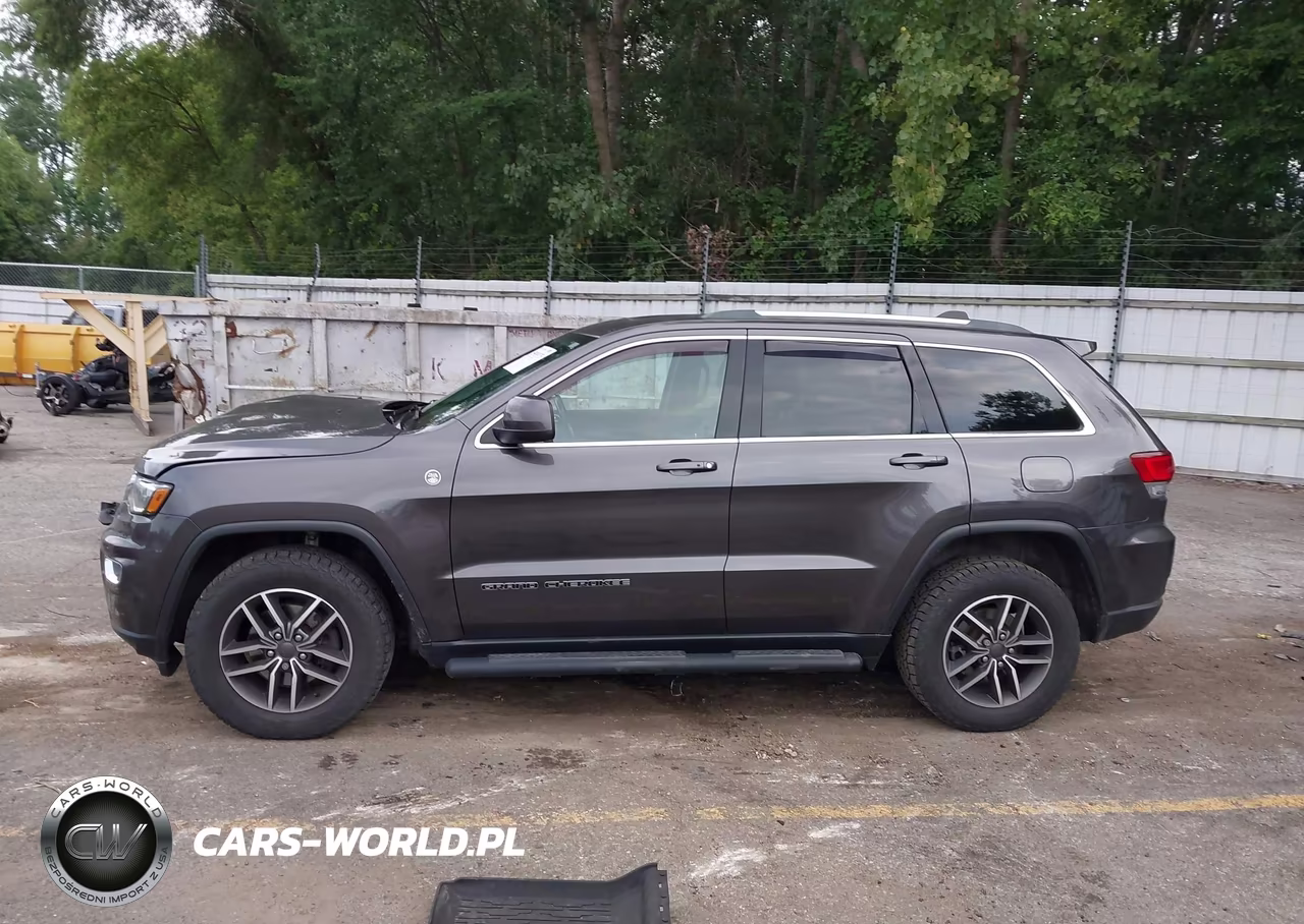 2020 Jeep Grand Cherokee North Edition 4X4 VIN:1C4RJFAG2LC357475 - 14