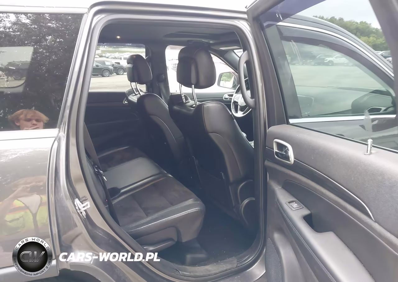 2020 Jeep Grand Cherokee North Edition 4X4 VIN:1C4RJFAG2LC357475 - 8