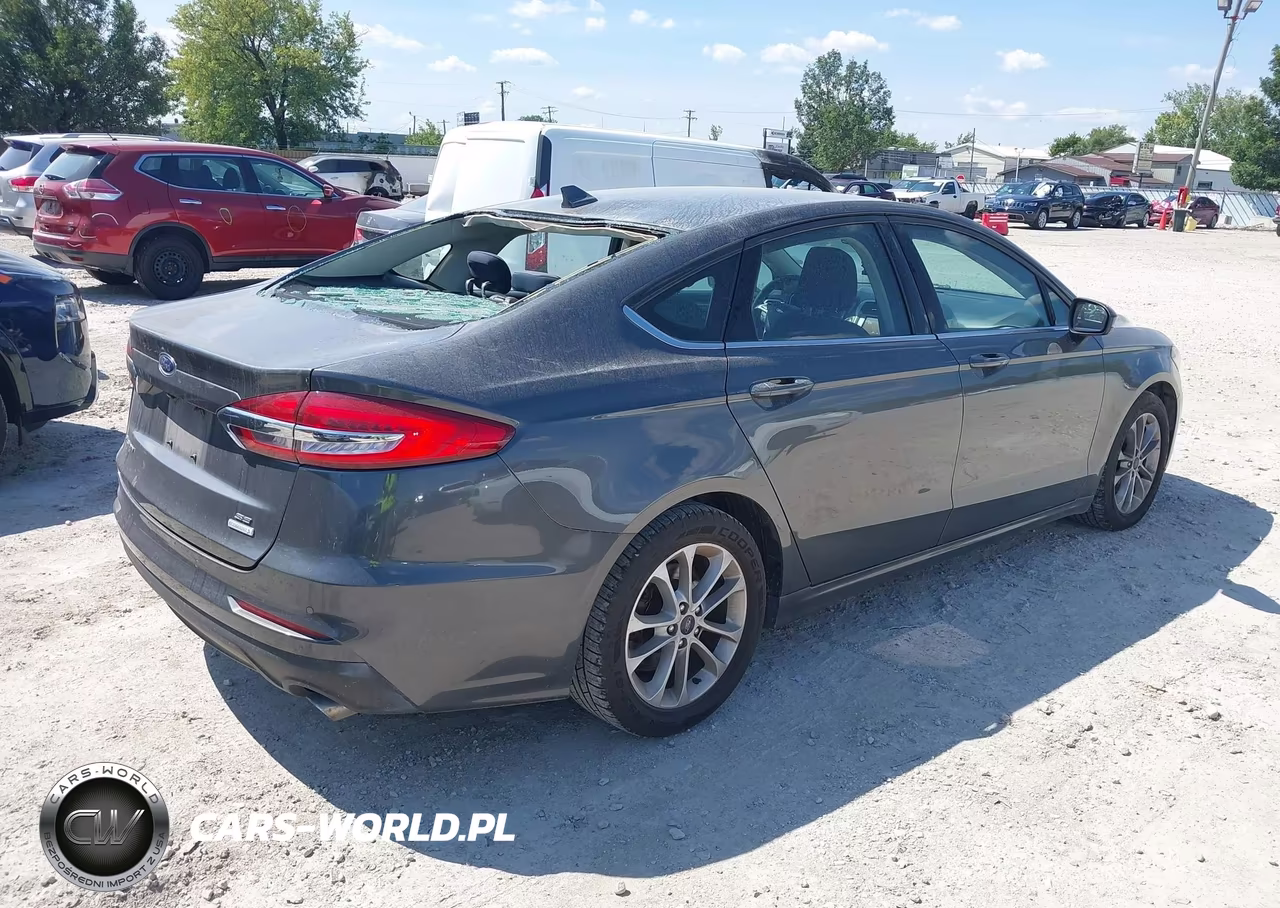 2020 Ford Fusion Se VIN:3FA6P0HD7LR230464 - 4