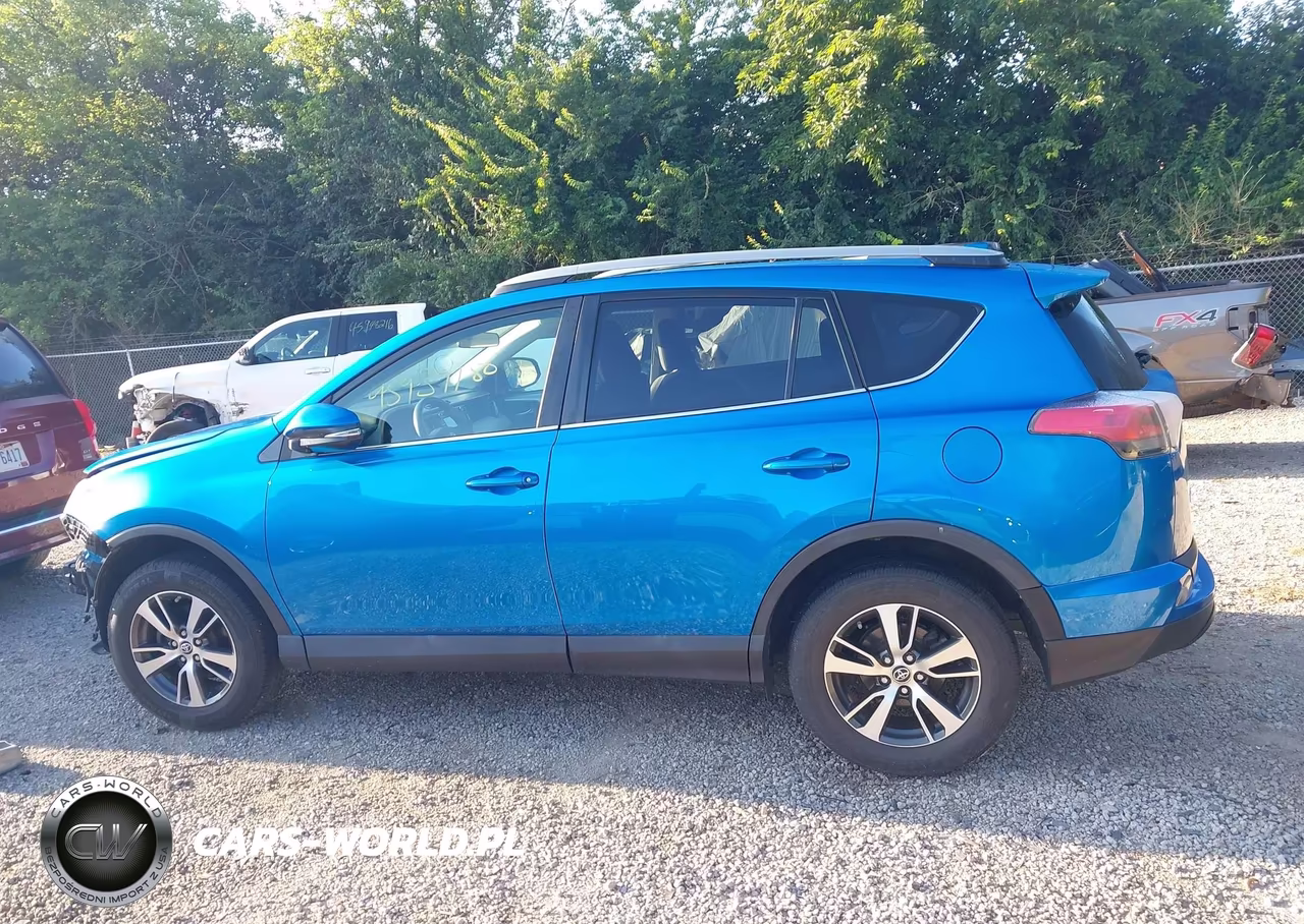 2017 RAV4 XLE RAV4 XLE XLE VIN:2T3WFREV3HW404192 - 15