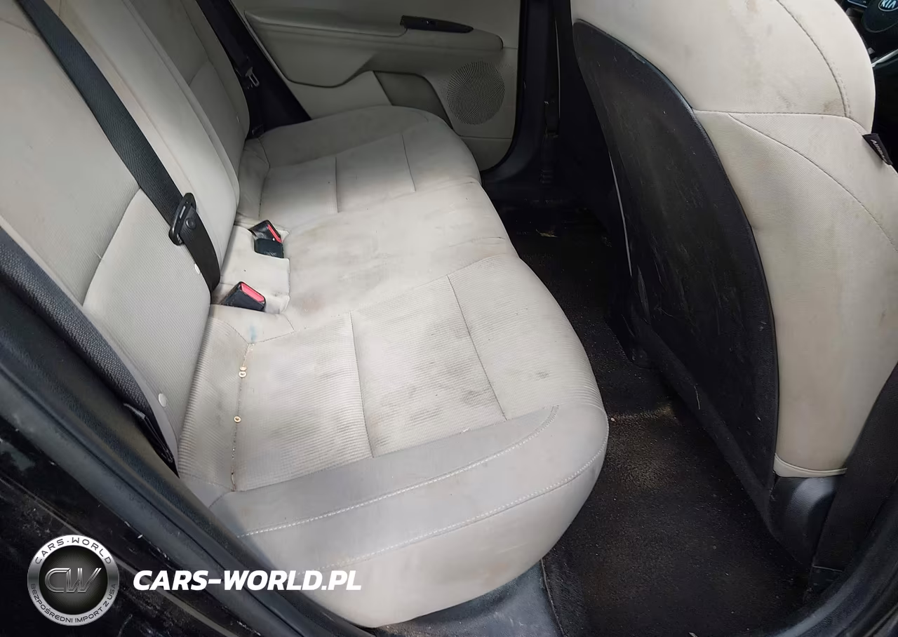 2019 Kia Forte Lxs VIN:3KPF24AD1KE088869 - 8