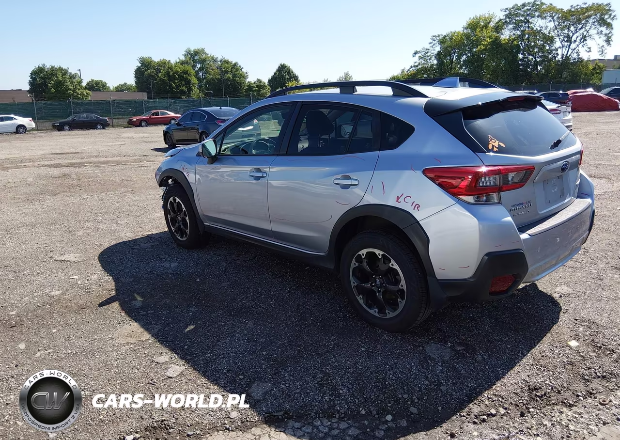 2021 Subaru Crosstrek Premium VIN:JF2GTAEC9M8233074 - 3