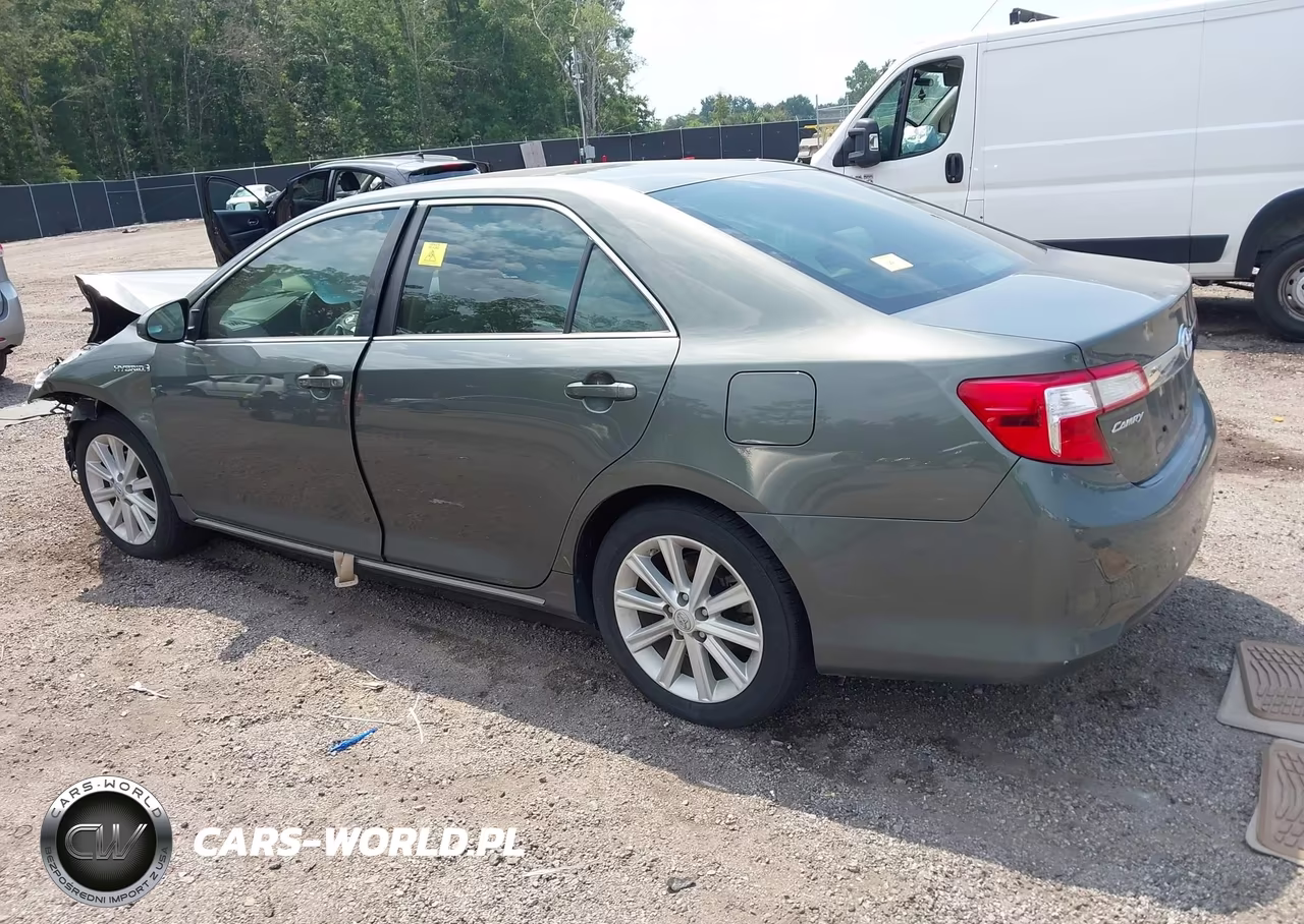 2013 Toyota Camry Hybrid Xle VIN:4T1BD1FK9DU073745 - 3