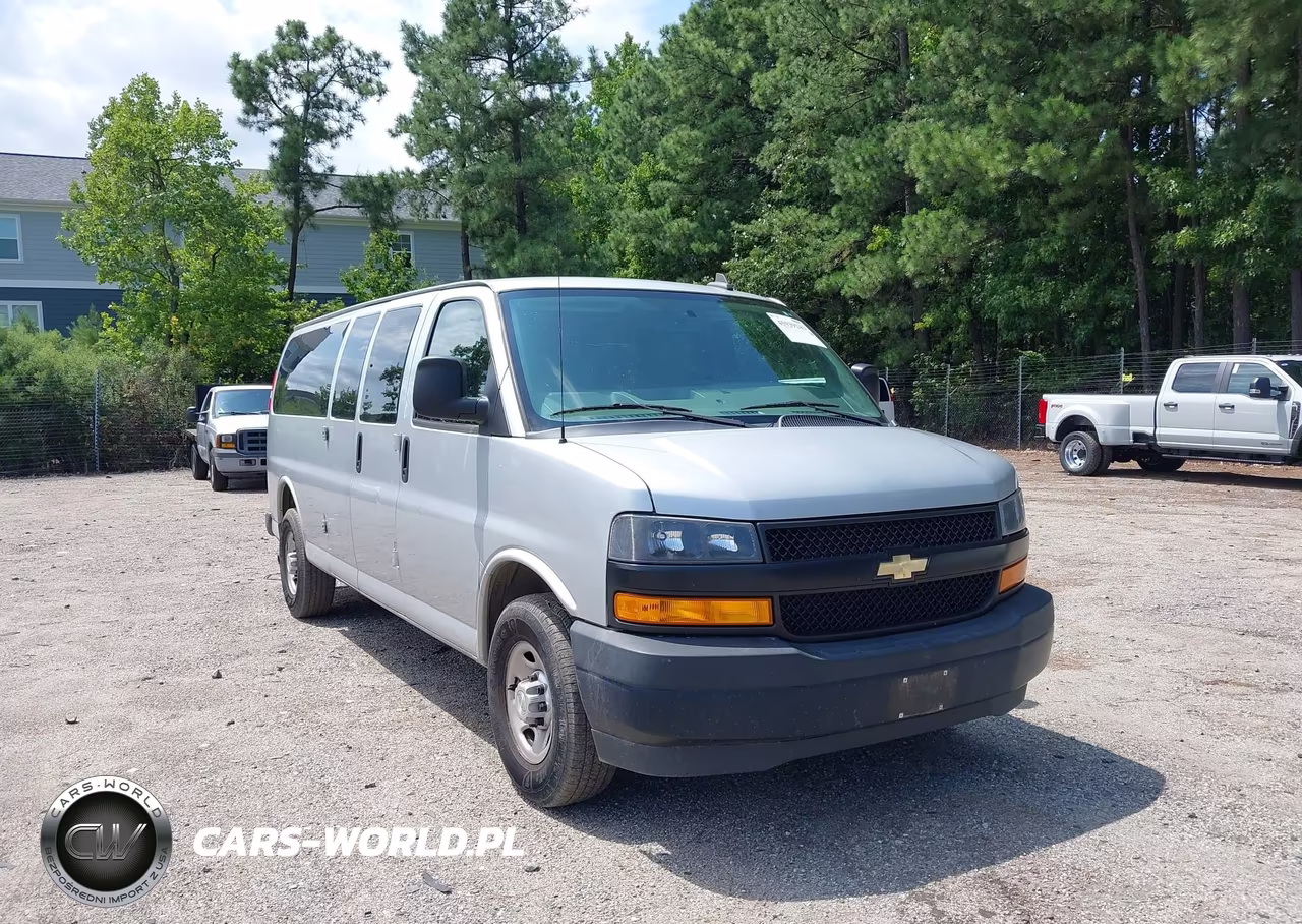 2020 Chevrolet Express Passenger Rwd 3500 Extended Wheelbase Ls