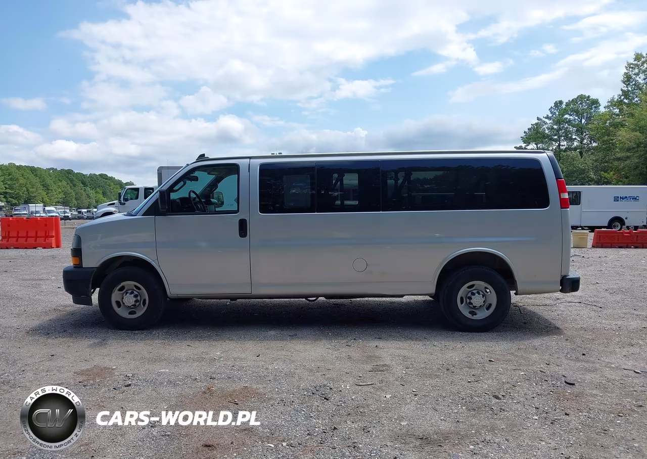 2020 Chevrolet Express Passenger Rwd 3500 Extended Wheelbase Ls VIN:1GAZGNFP8L1266748 - 14