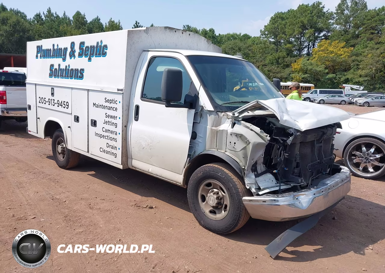 2019 Chevrolet Express Cutaway 4500 VIN:1GB0GRFG9K1366125 - 1