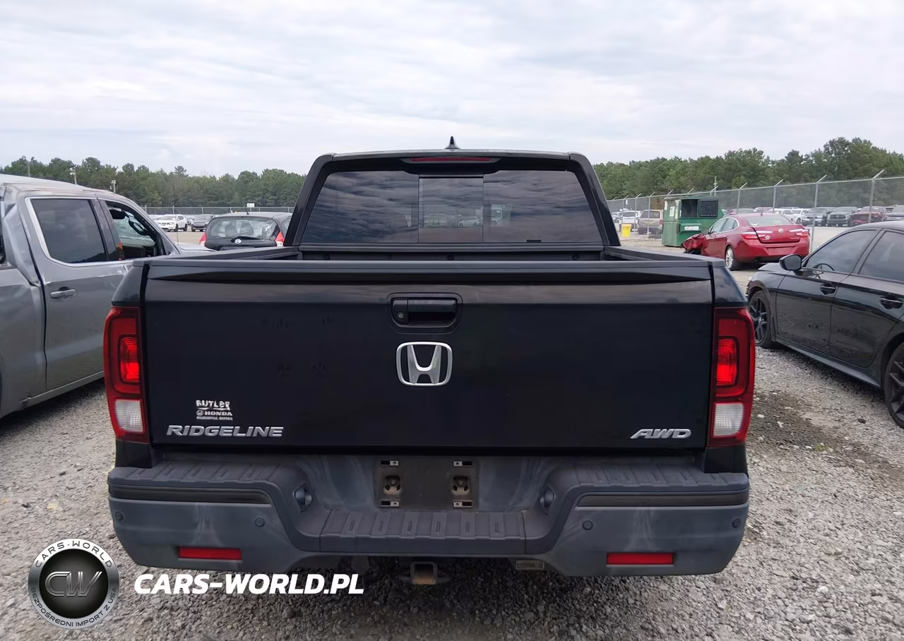 2017 Honda Ridgeline Black Edition VIN:5FPYK3F86HB006904 - 16