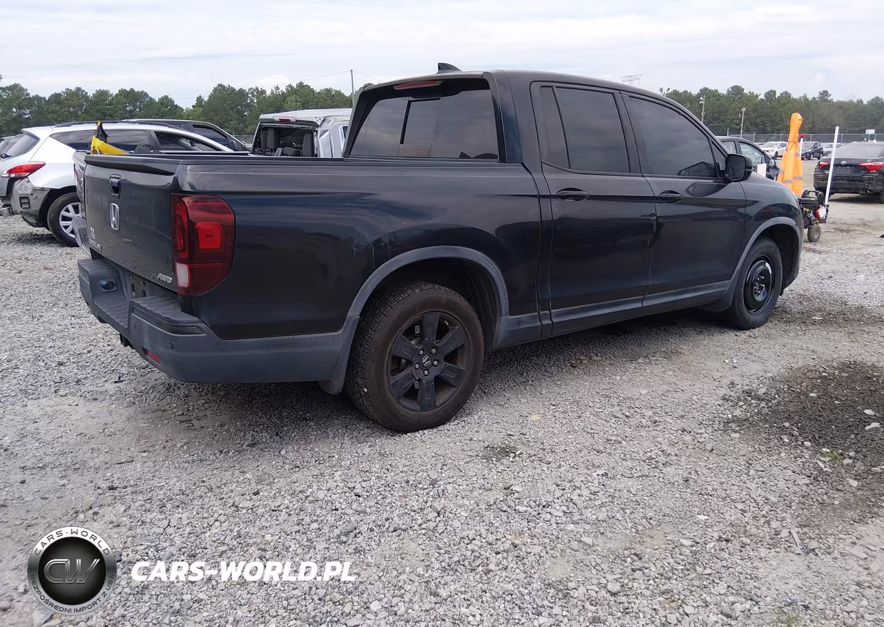 2017 Honda Ridgeline Black Edition VIN:5FPYK3F86HB006904 - 4