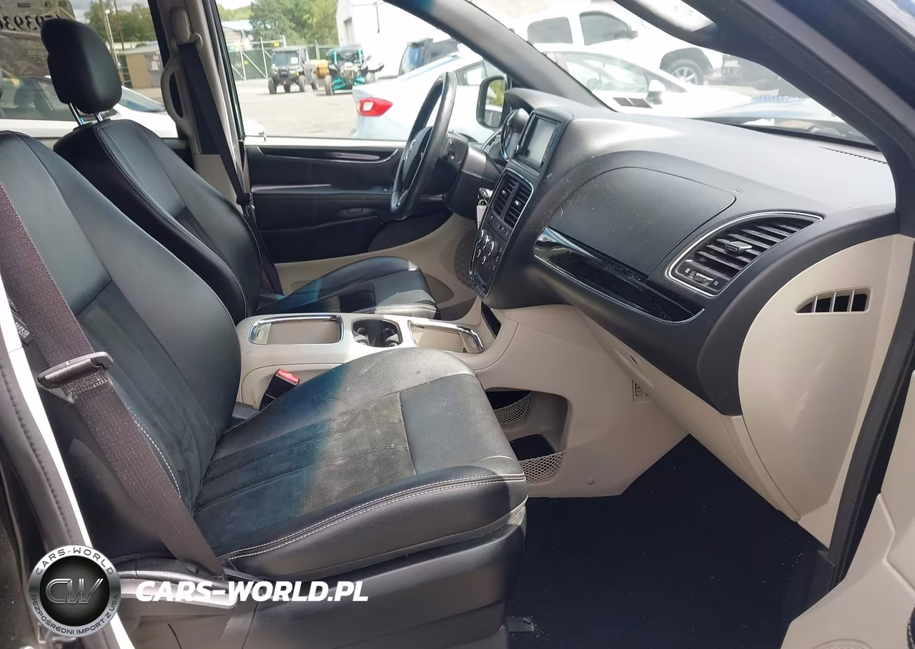 2017 Dodge Grand Caravan Sxt VIN:2C4RDGCG1HR858916 - 5