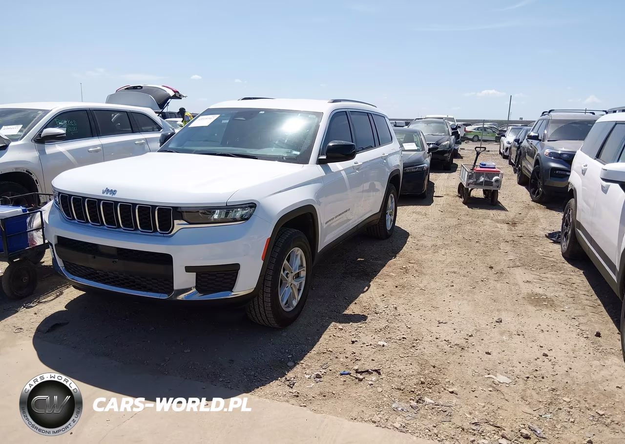 2023 Jeep Grand Cherokee L Laredo 4X2 VIN:1C4RJJAG2P8901582 - 2
