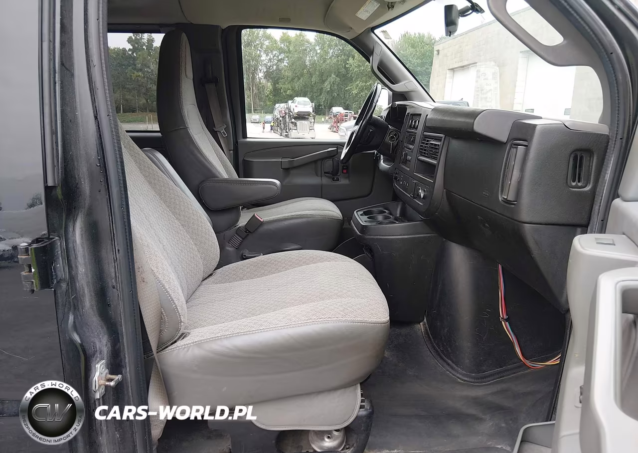 2019 Chevrolet Express 3500 Ls VIN:1GAZGNFG1K1318753 - 5