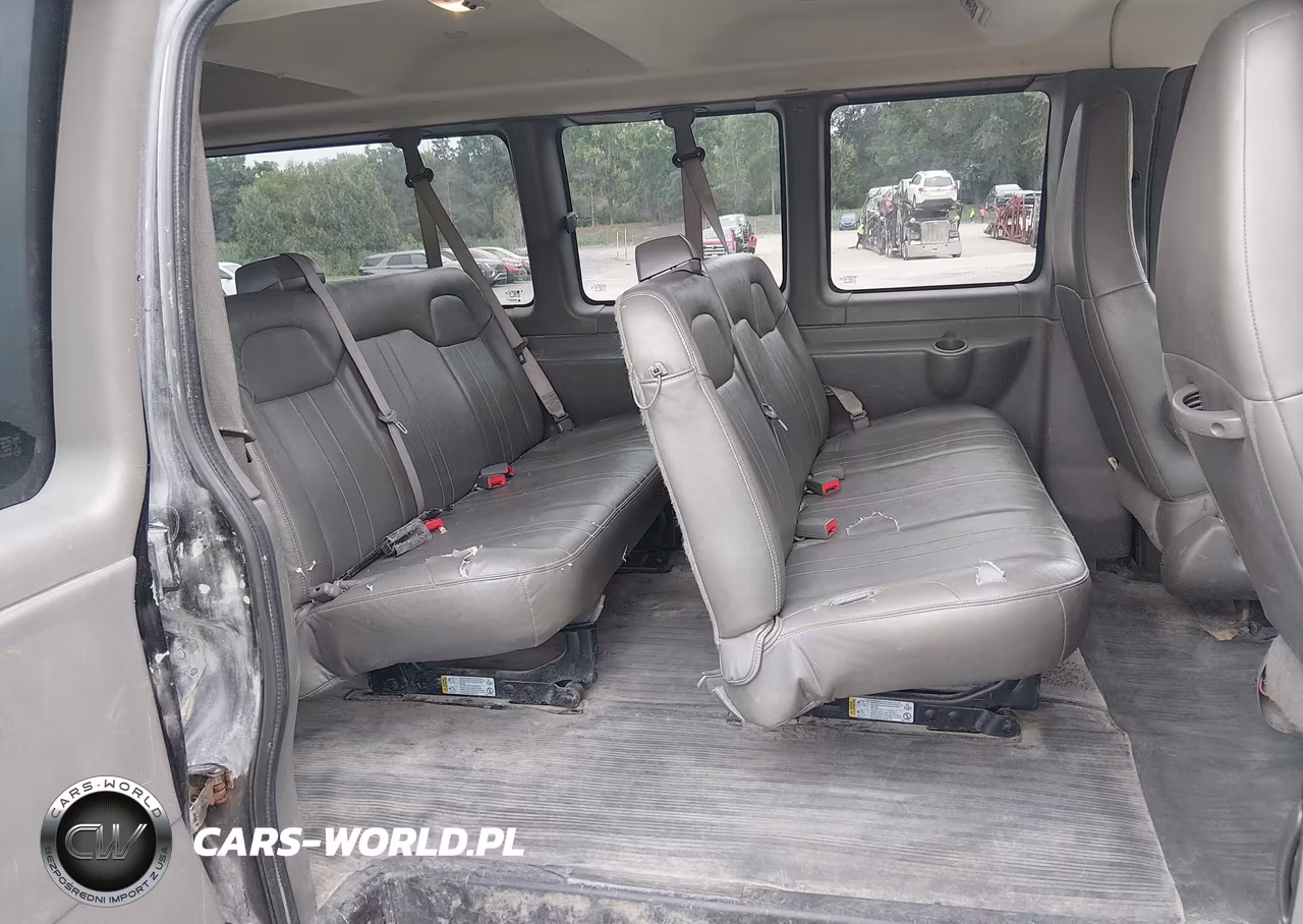 2019 Chevrolet Express 3500 Ls VIN:1GAZGNFG1K1318753 - 8