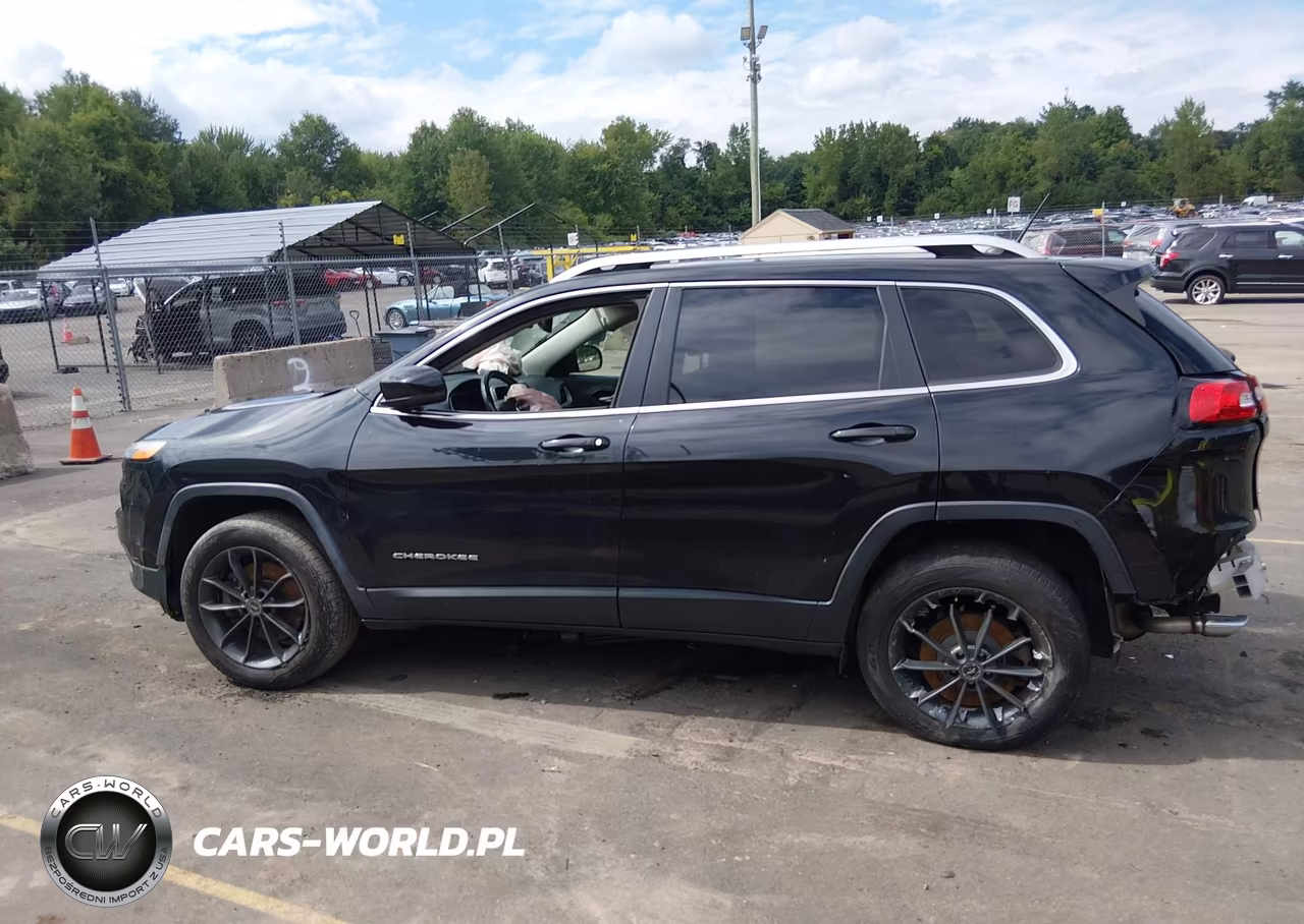 2015 Jeep Cherokee Limited VIN:1C4PJMDB2FW785156 - 15