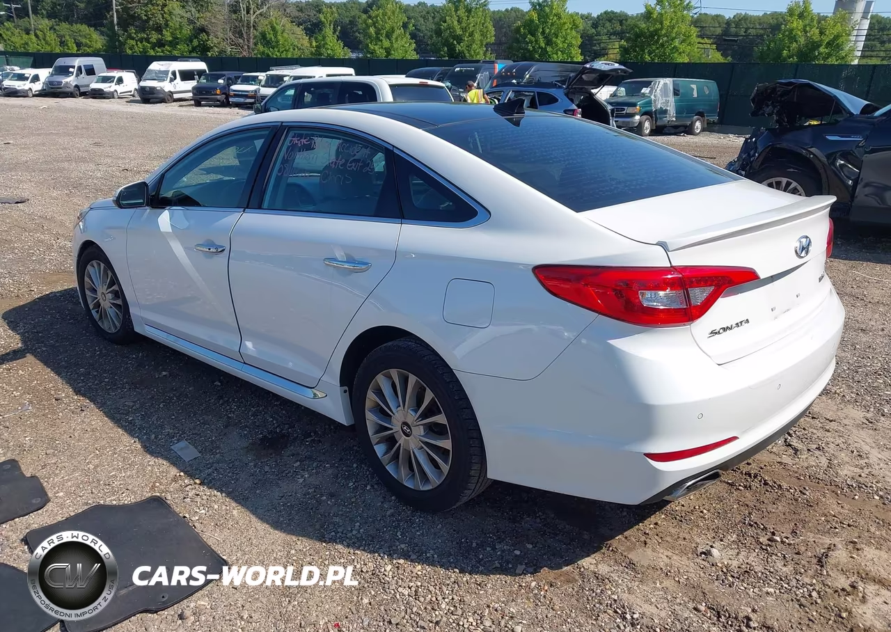 2015 Hyundai Sonata Limited VIN:5NPE34AF9FH054061 - 3
