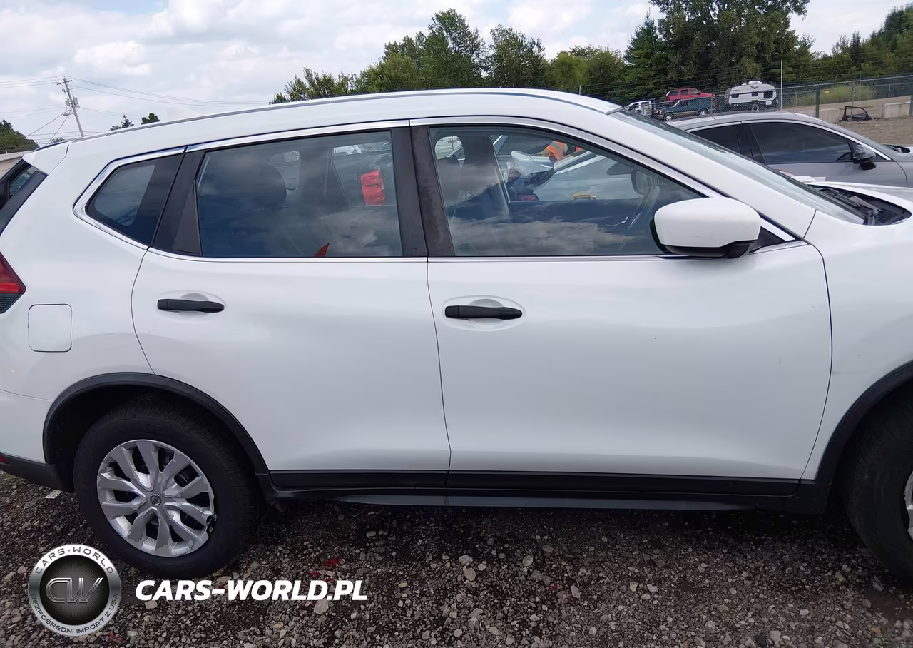 2017 Nissan Rogue S VIN:KNMAT2MV3HP576603 - 14