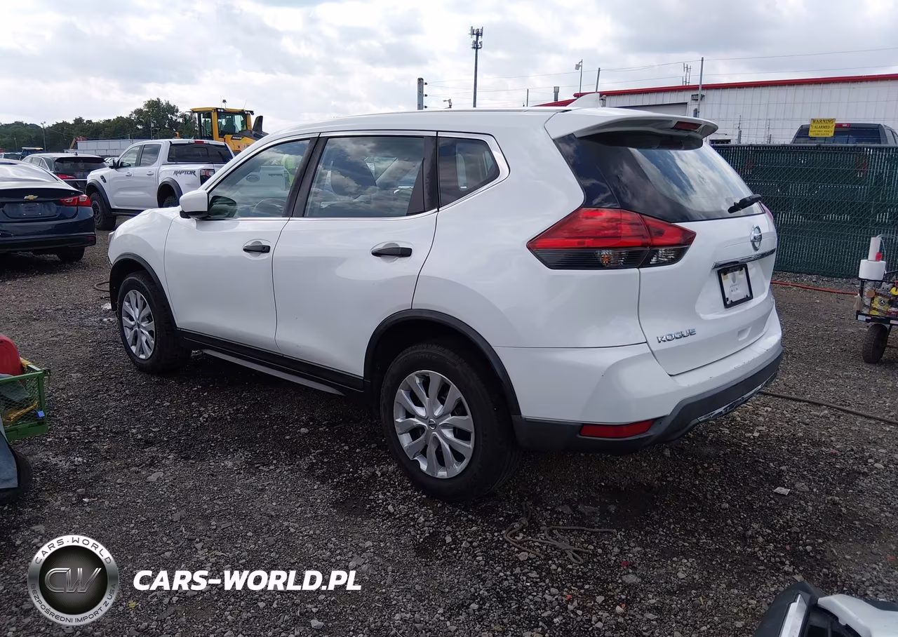 2017 Nissan Rogue S VIN:KNMAT2MV3HP576603 - 3