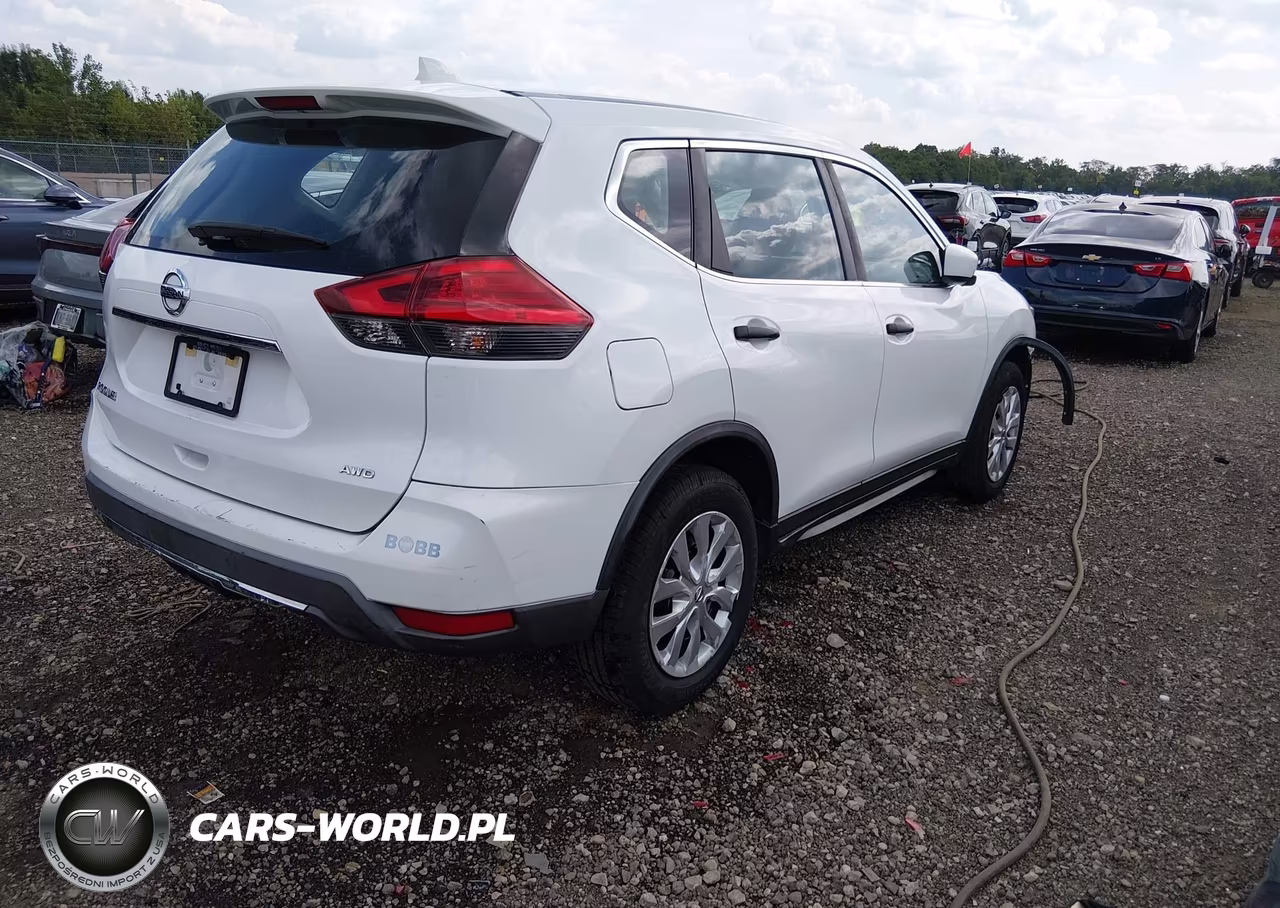 2017 Nissan Rogue S VIN:KNMAT2MV3HP576603 - 4