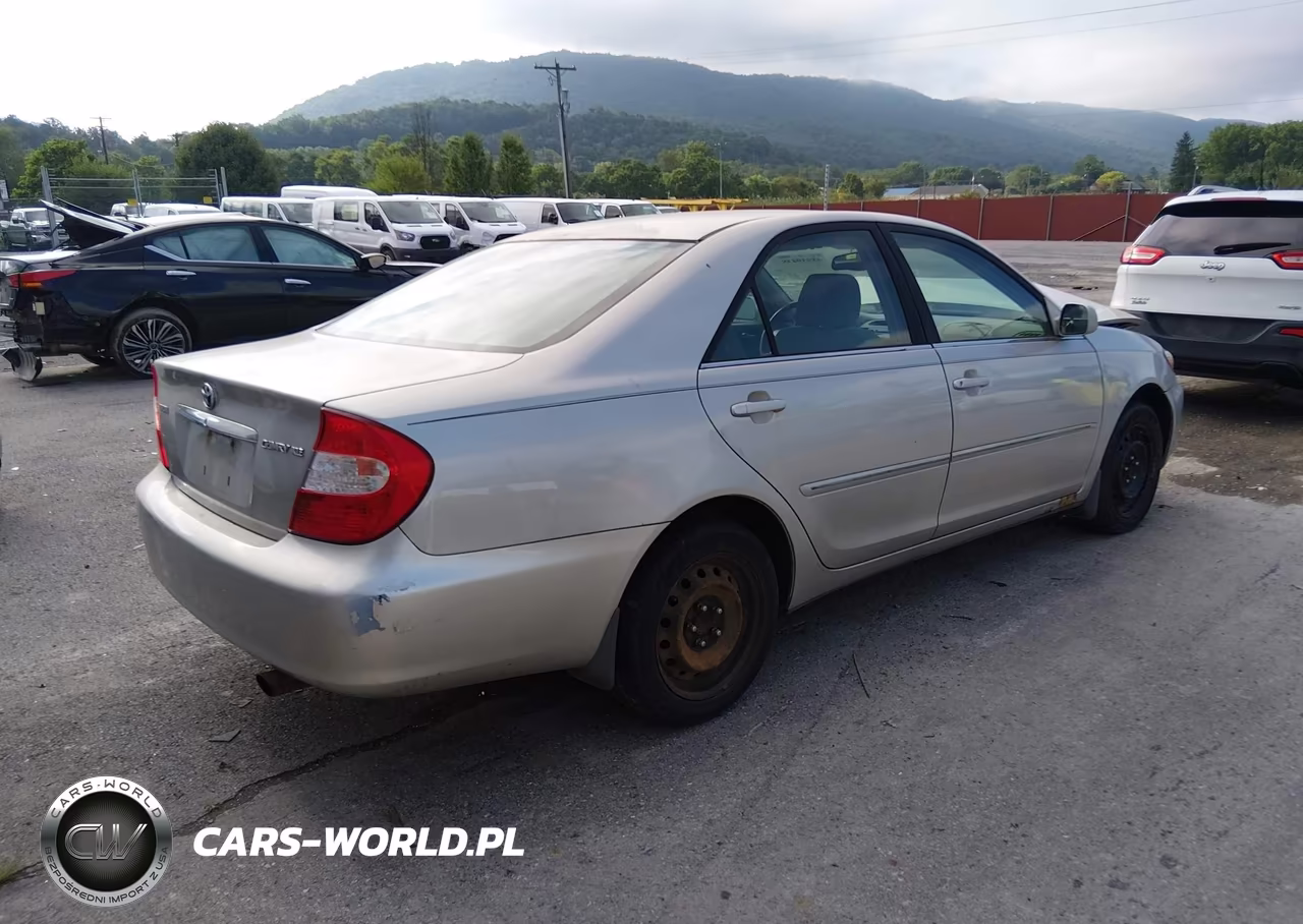 2004 Toyota Camry Xle VIN:4T1BE32K34U841668 - 4