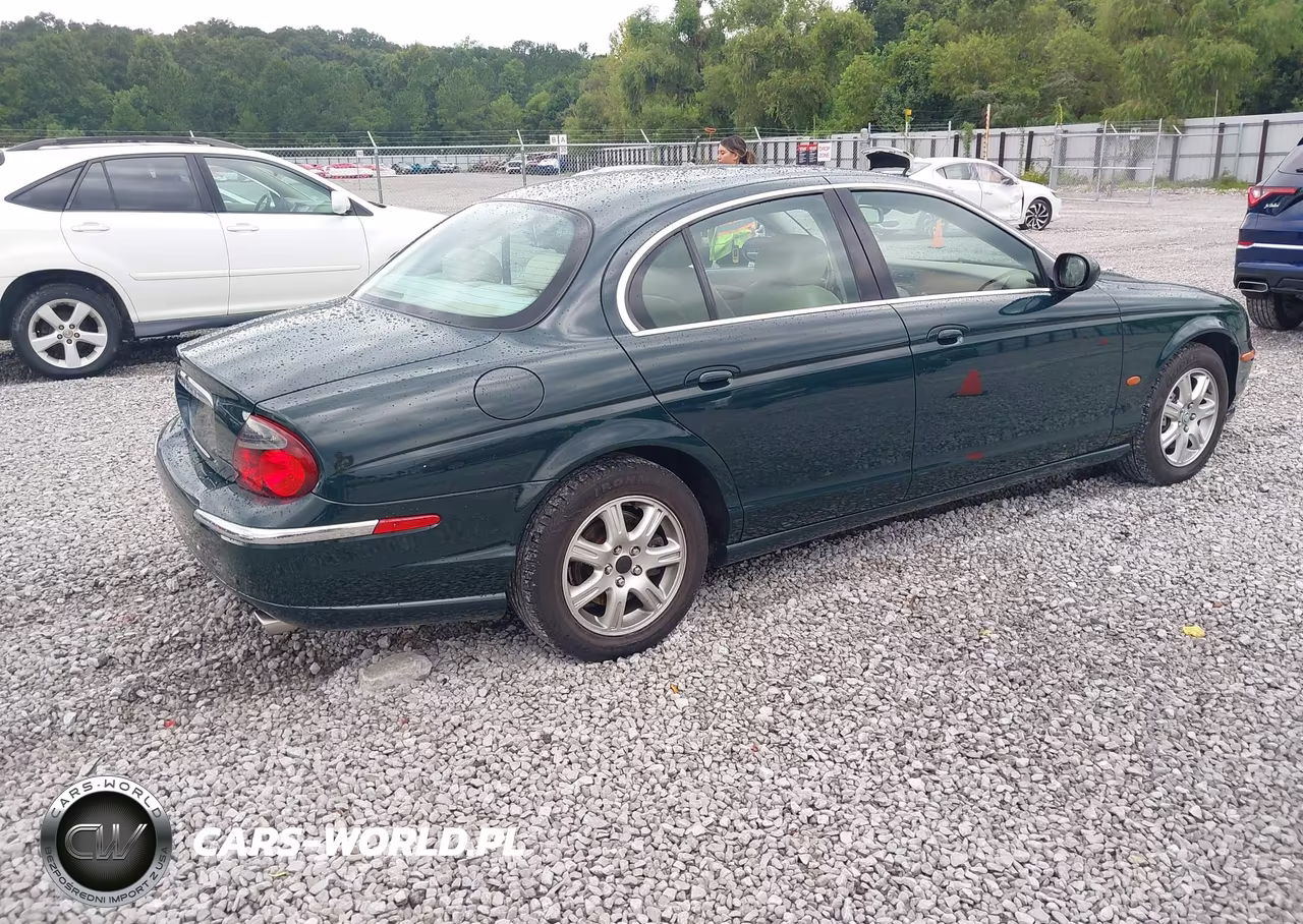2003 Jaguar S-Type VIN:SAJEA01T93FM84930 - 4