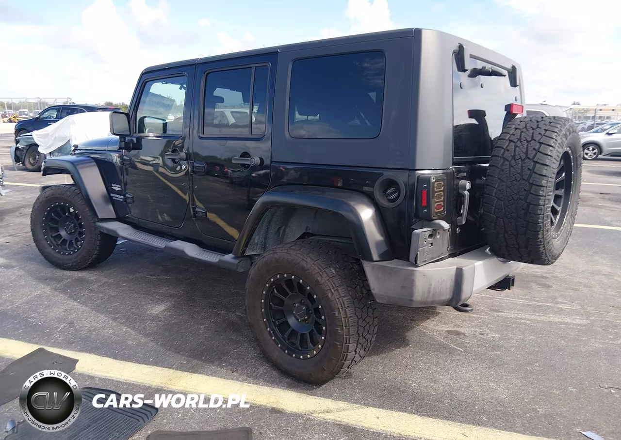 2009 Jeep Wrangler Unlimited Sahara VIN:1J4GA59189L762177 - 3