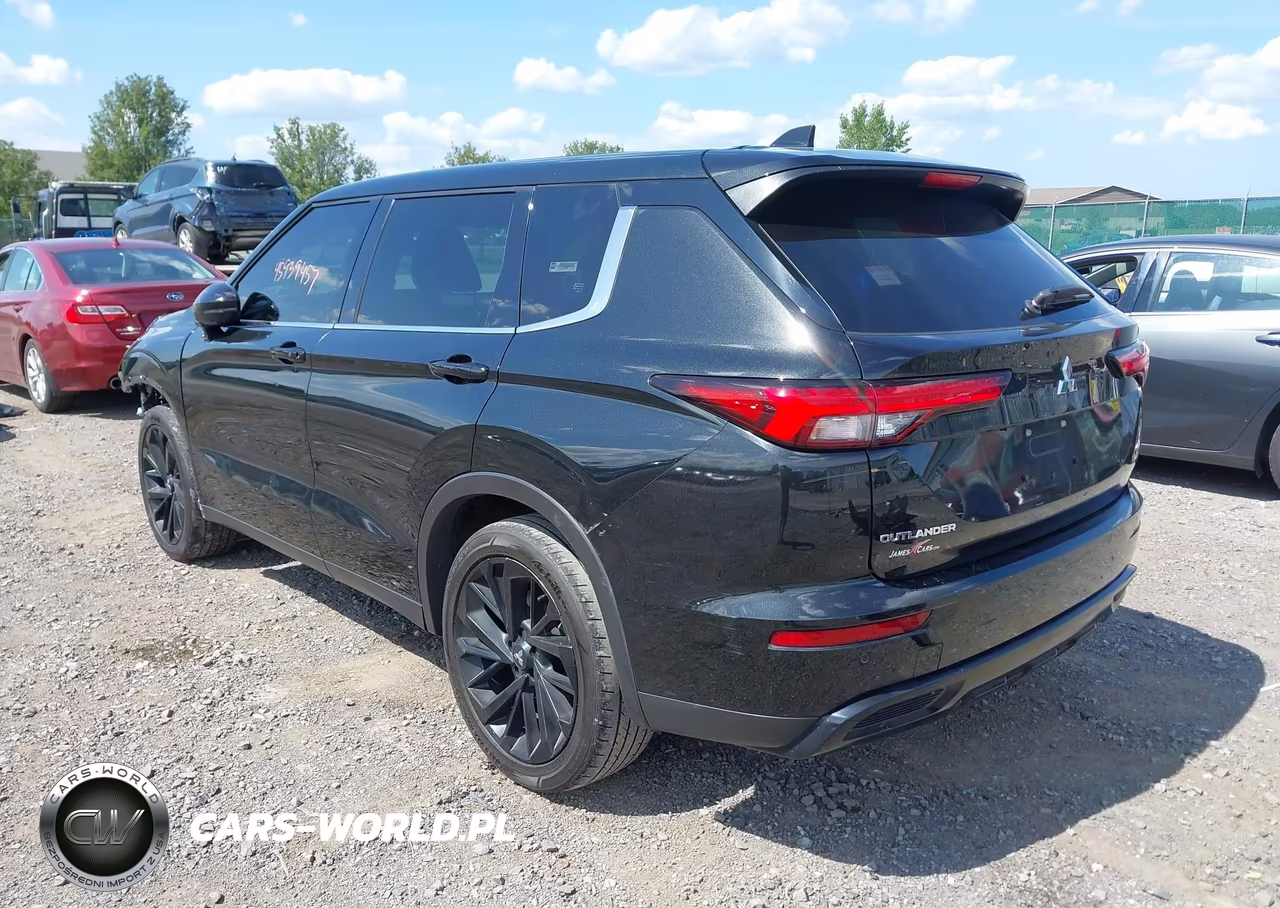 2023 Mitsubishi Outlander Ralliart S-Awc-Se 2.5 S-Awc-Se Black Edition S-Awc-Se Special Editiont S-Awc VIN:JA4J4UA80PZ040745 - 3