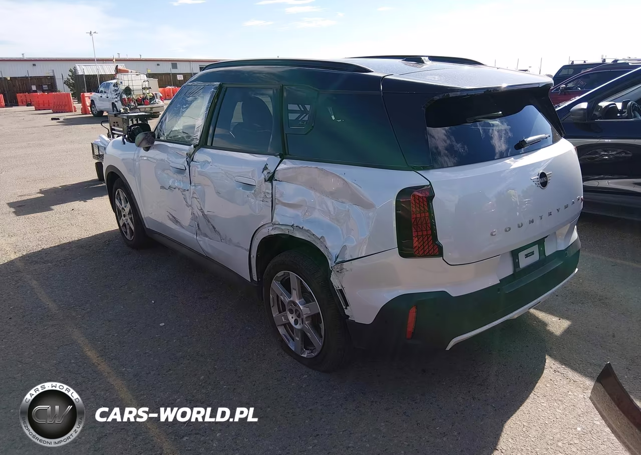 2025 Mini Countryman Cooper S VIN:WMZ23GA0XS7P37627 - 3