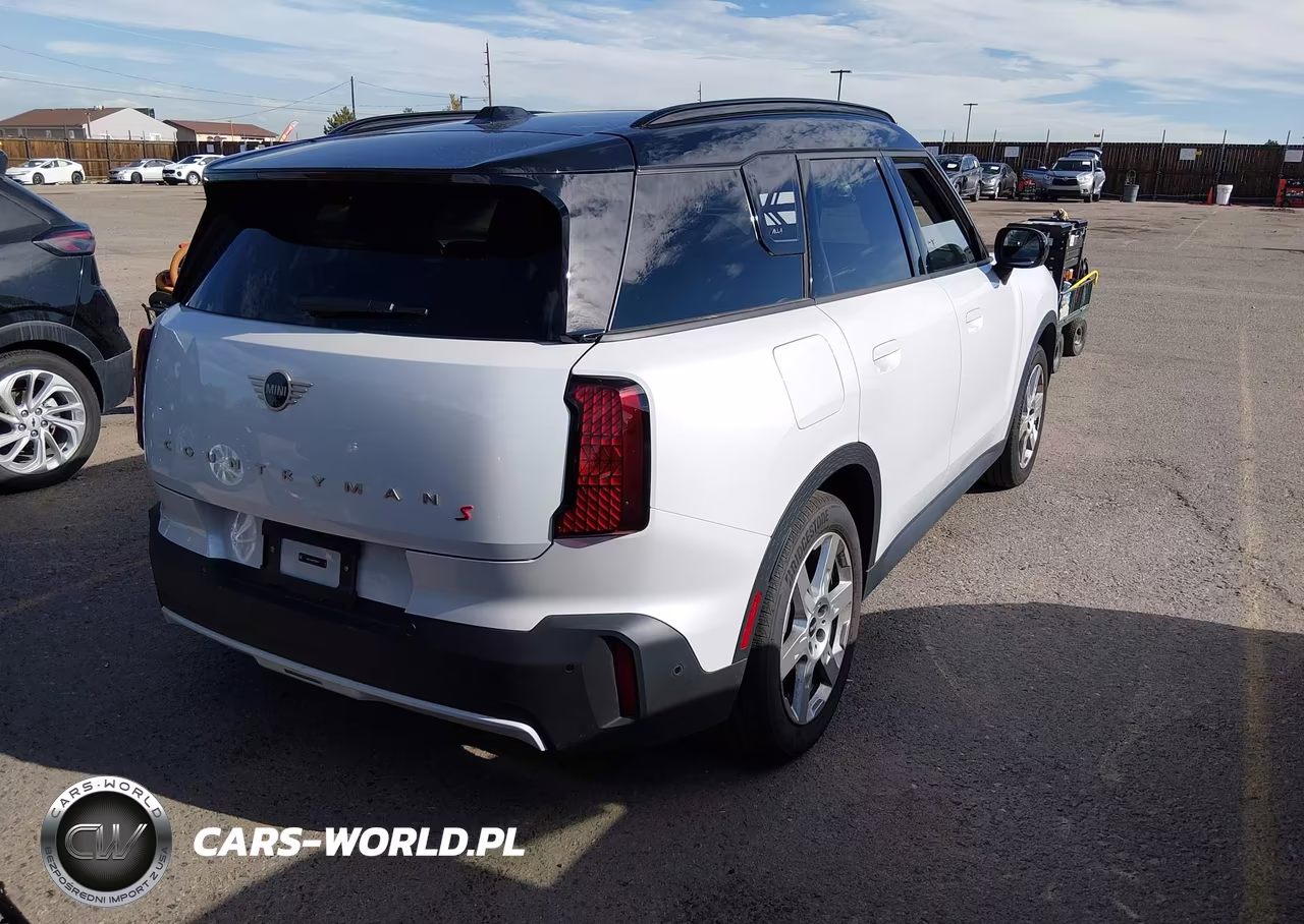 2025 Mini Countryman Cooper S VIN:WMZ23GA0XS7P37627 - 4
