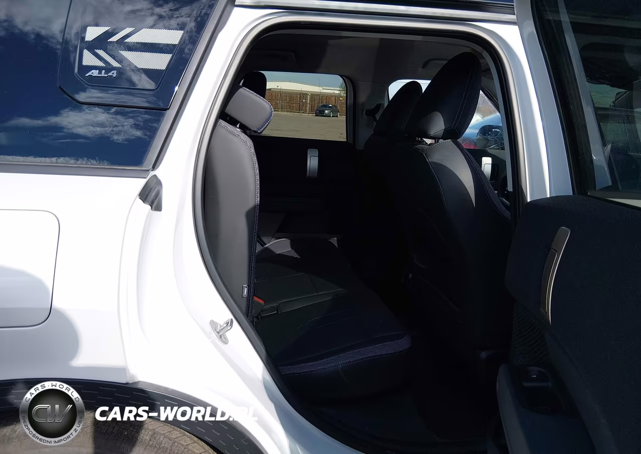 2025 Mini Countryman Cooper S VIN:WMZ23GA0XS7P37627 - 8