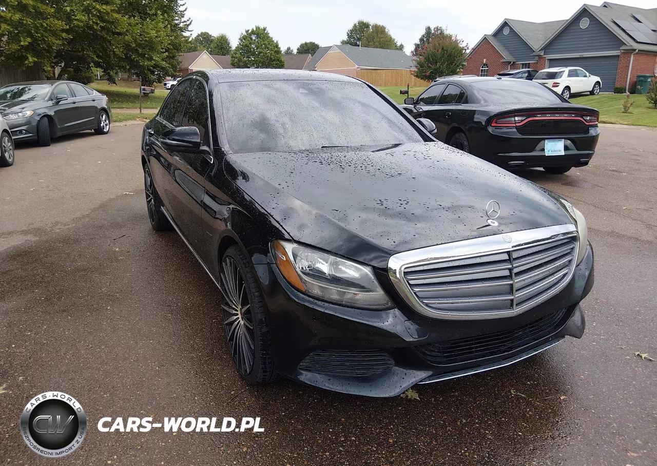 2016 Mercedes-Benz C 300 Luxury 4Matic – zdjęcie 1 z 16