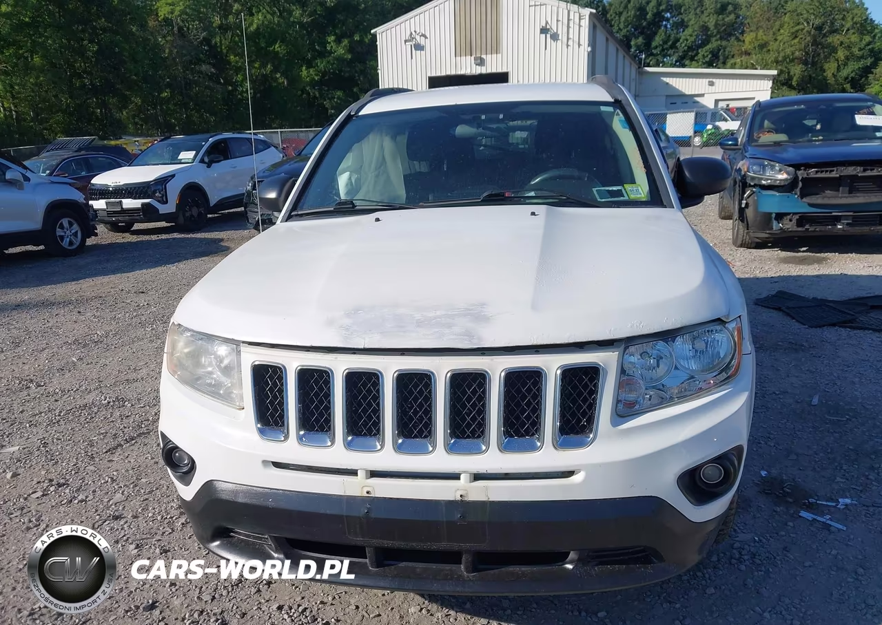 2013 Jeep Compass Latitude VIN:1C4NJDEB5DD207812 - 12