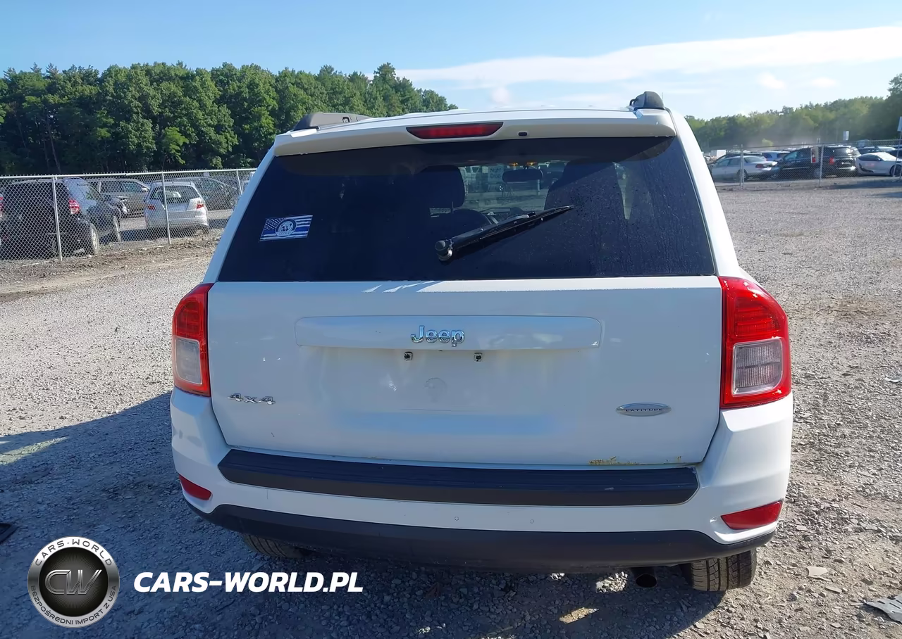 2013 Jeep Compass Latitude VIN:1C4NJDEB5DD207812 - 16