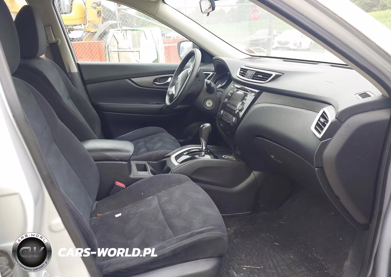 2014 Nissan Rogue S VIN:5N1AT2MV2EC755052 - 5