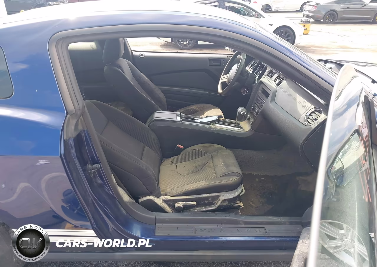 2011 Ford Mustang V6 VIN:1ZVBP8AMXB5136045 - 5