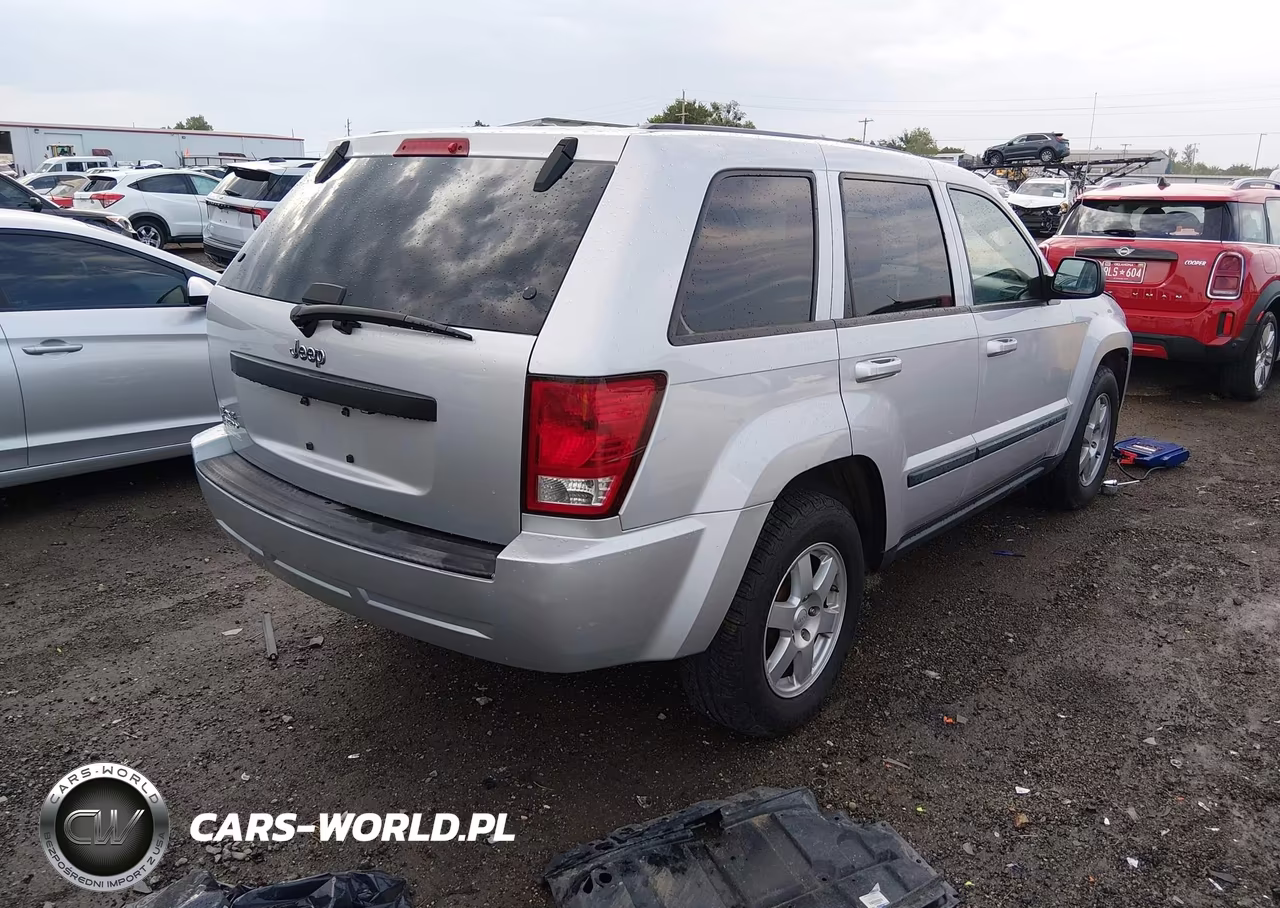 2008 Jeep Grand Cherokee Laredo VIN:1J8GR48K58C171282 - 4