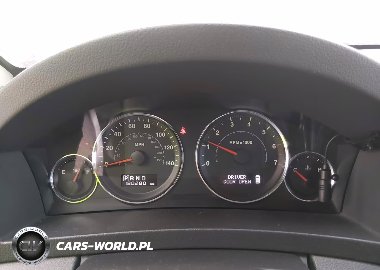 2008 Jeep Grand Cherokee Laredo VIN:1J8GR48K58C171282 - 7