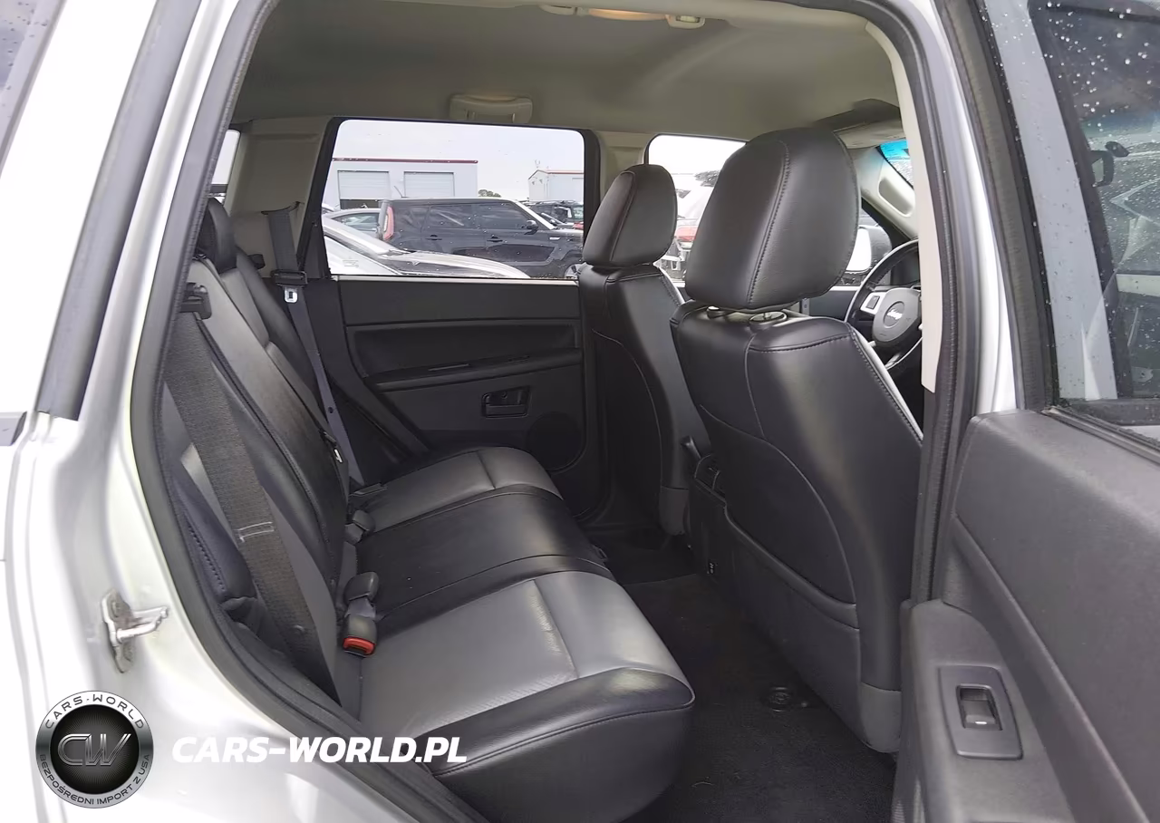 2008 Jeep Grand Cherokee Laredo VIN:1J8GR48K58C171282 - 8