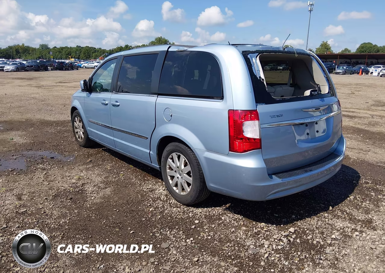 2013 Chrysler Town & Country Touring VIN:2C4RC1BG2DR573735 - 3