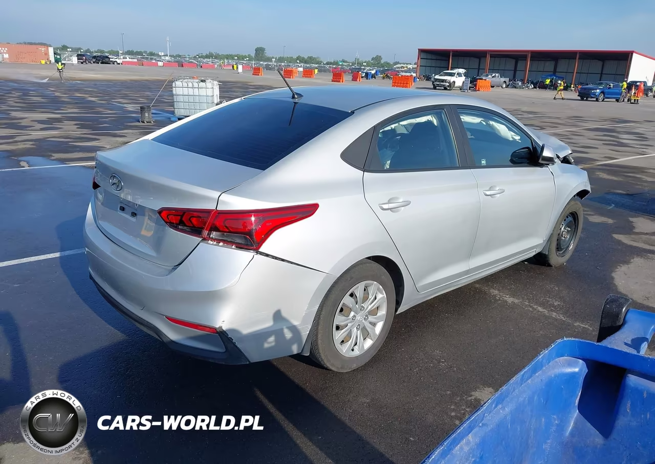 2020 Hyundai Accent Se VIN:3KPC24A6XLE121373 - 4