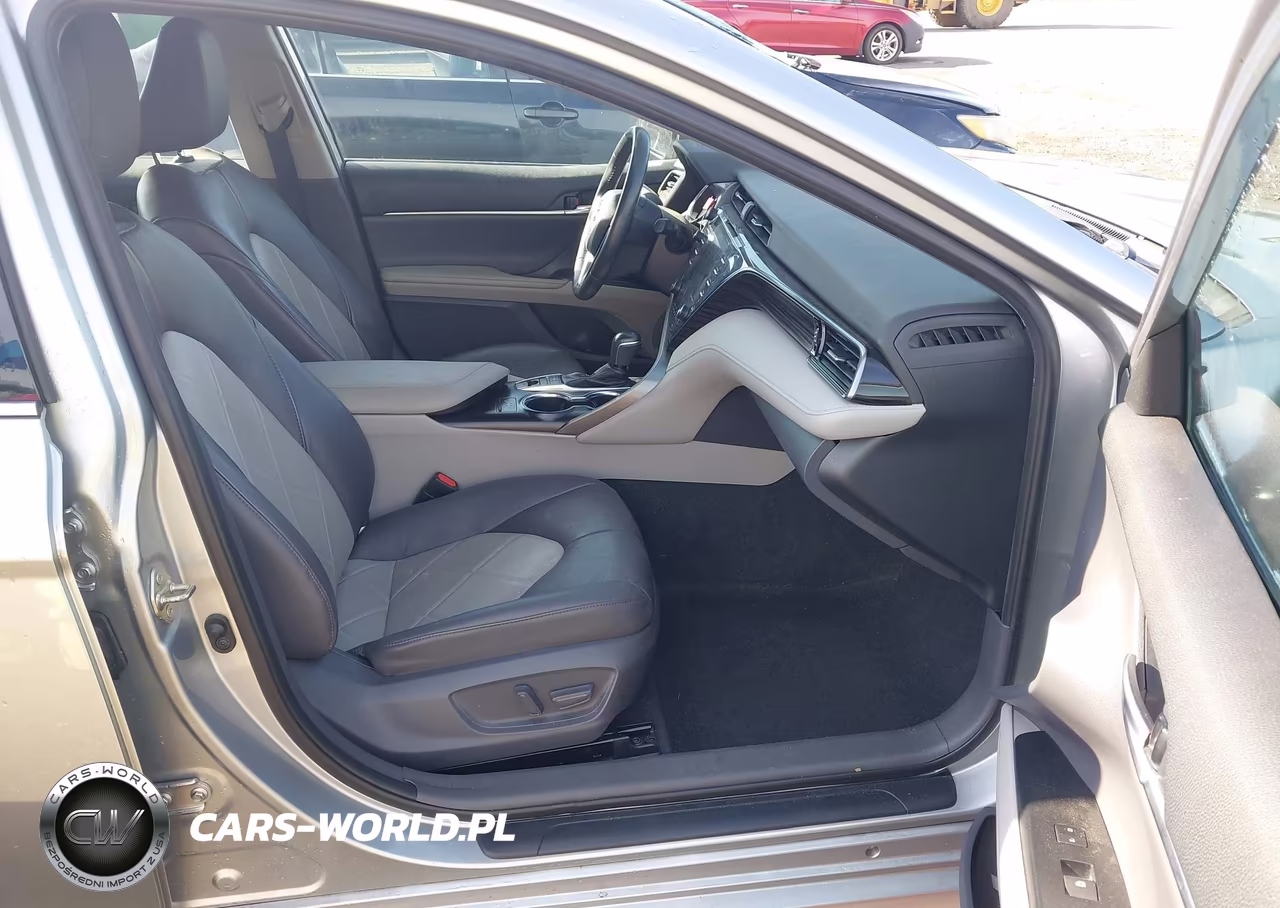 2019 Toyota Camry Xle VIN:4T1B11HK9KU806802 - 5