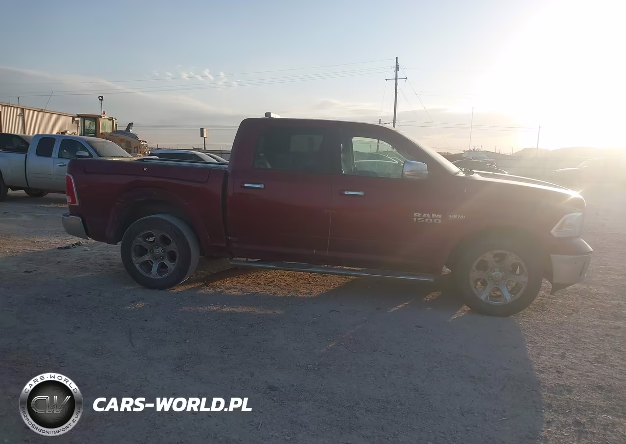 2015 Ram 1500 Laramie VIN:1C6RR7NT4FS711214 - 13