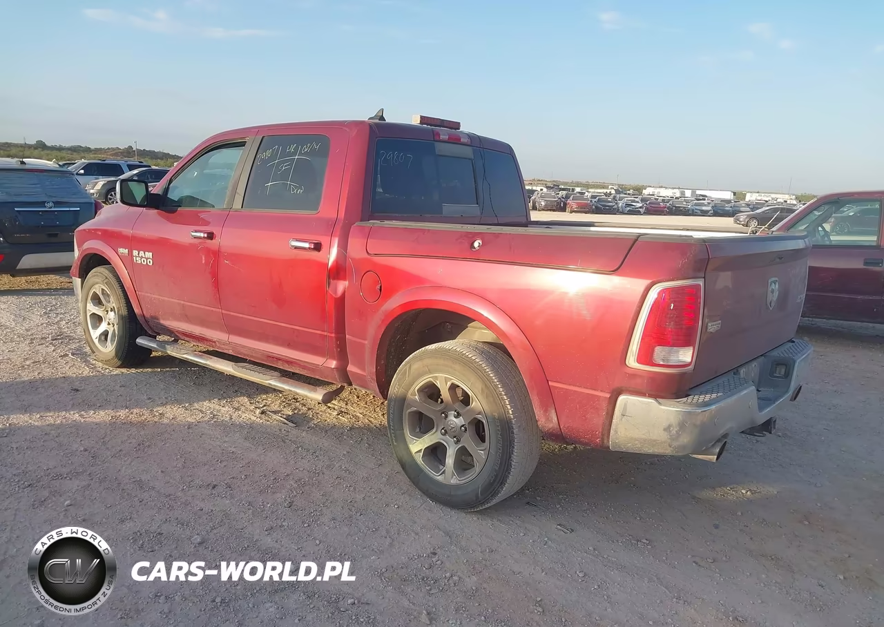 2015 Ram 1500 Laramie VIN:1C6RR7NT4FS711214 - 3